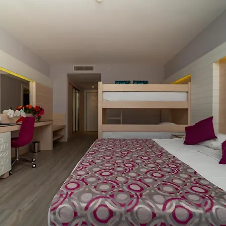 Szálloda Sunmelia & 5*